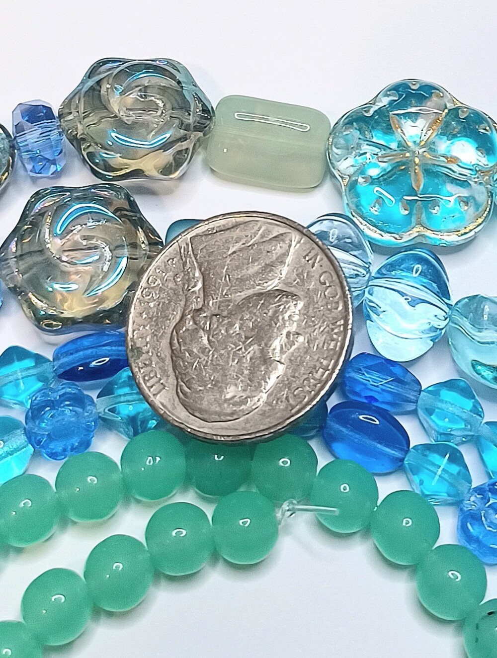 Glass beads for jewelry-making - Picture 4 of 5
